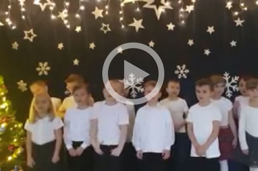 Życzenia od dzieci z Publicznego Przedszkola w Janowicach Wielkich - Film Facebook