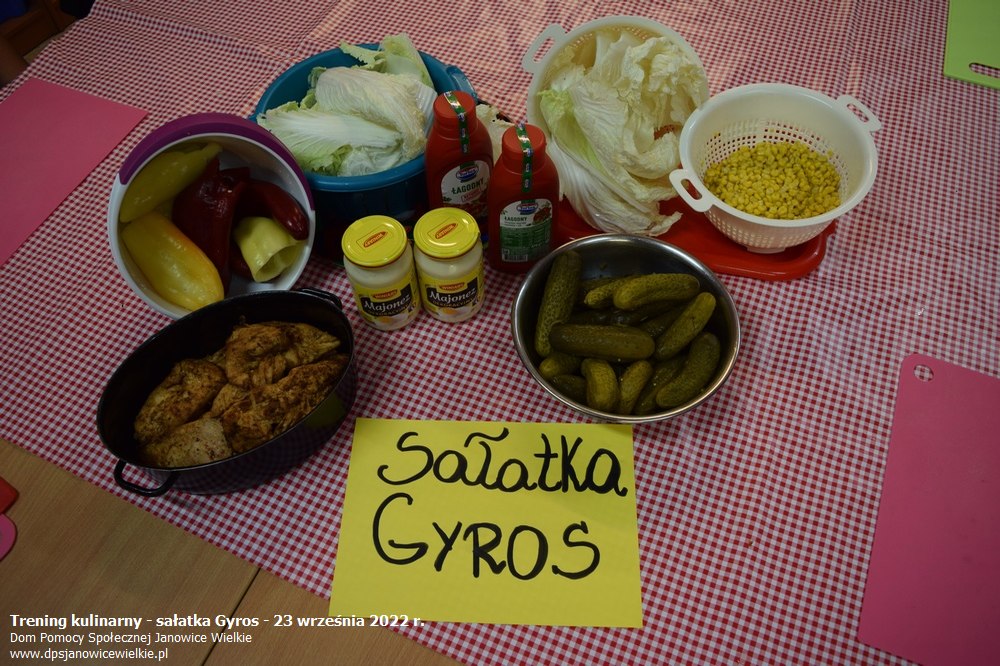 Zdjęcie: Trening kulinarny - sałatka Gyros