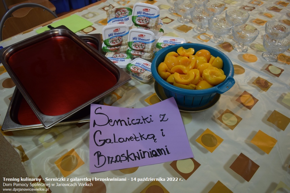 Zdjęcie: Trening kulinarny - Serniczki z galaretką i brzoskwiniami