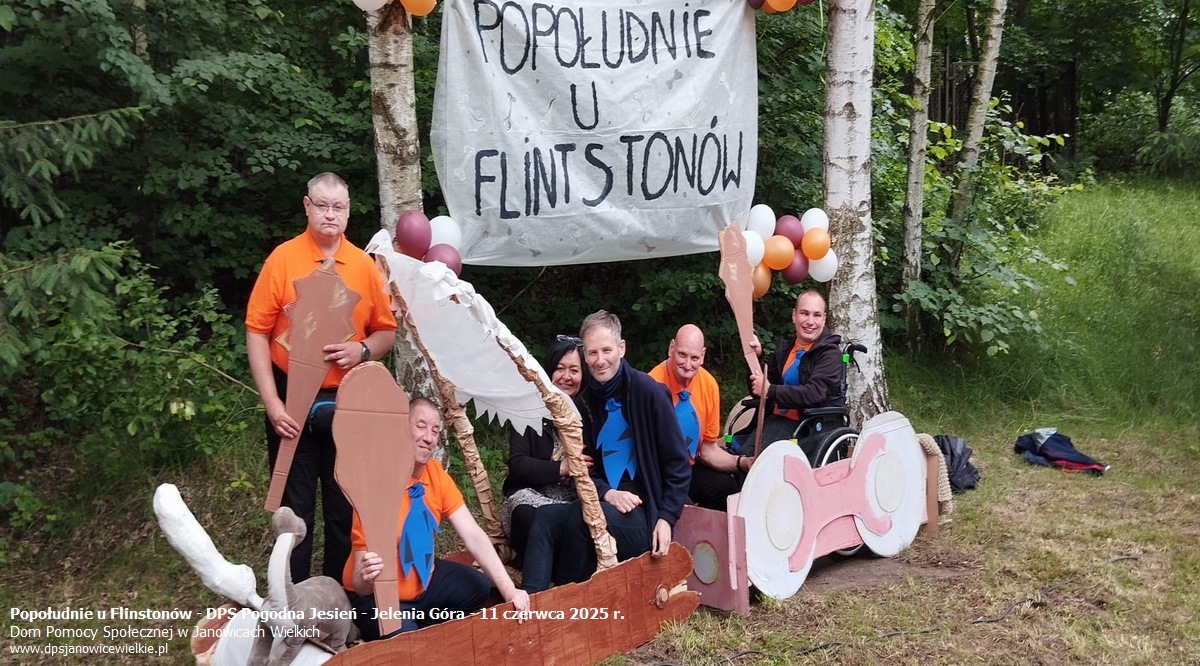 Popołudnie u Flinstonów - DPS Pogodna Jesień - Jelenia Góra