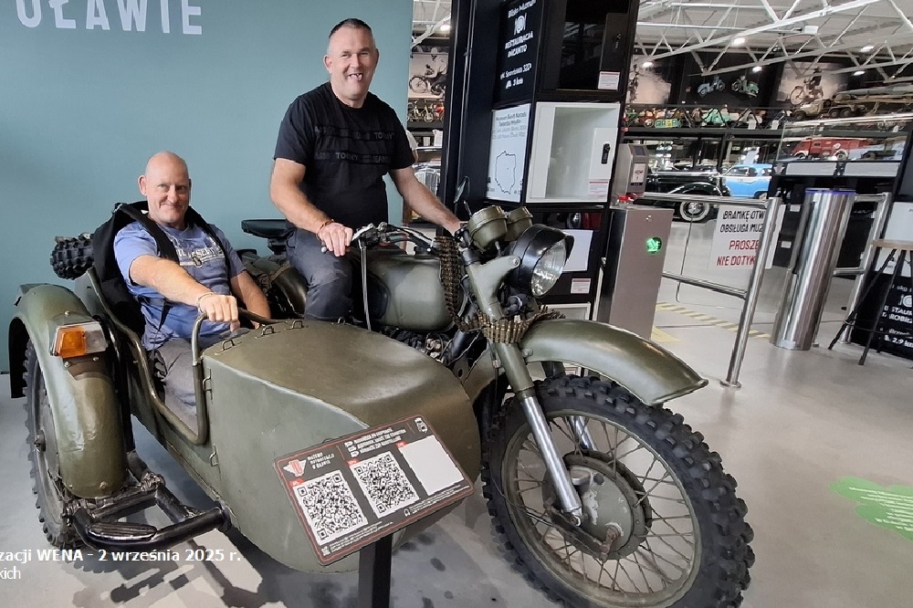 Wycieczka do Oławy - Muzeum Motoryzacji WENA